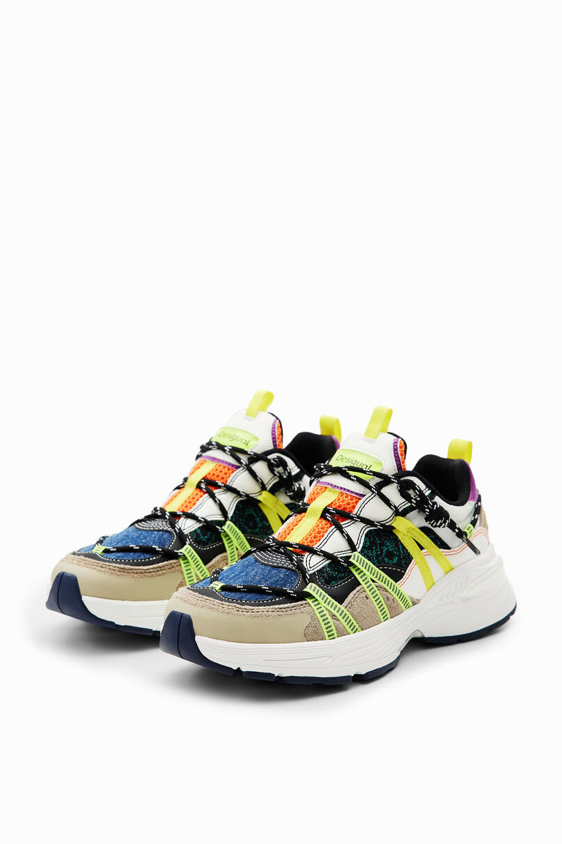 Trekking runner sneakers