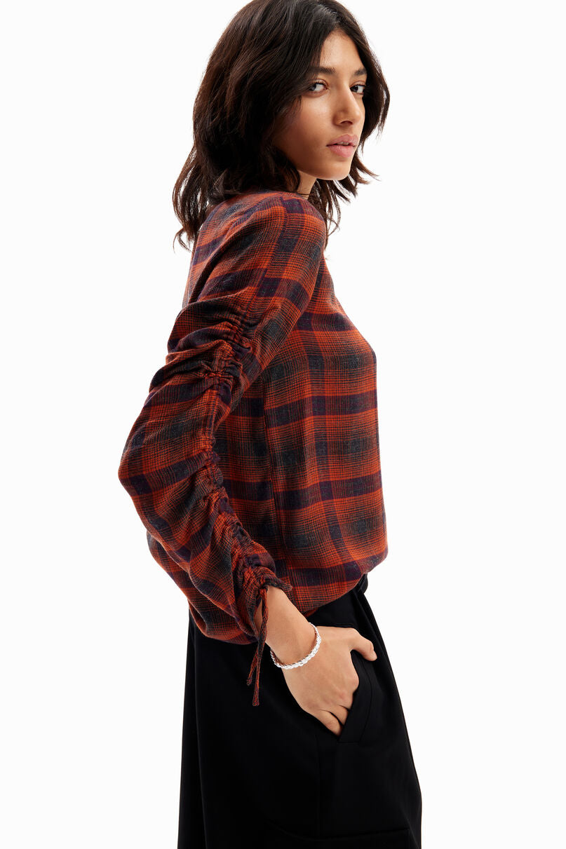 Adjustable sleeve plaid blouse