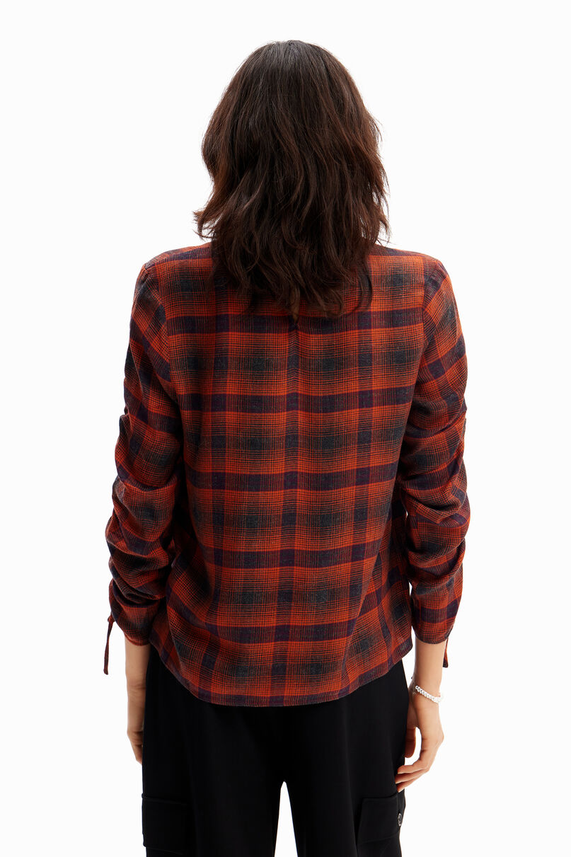 Adjustable sleeve plaid blouse