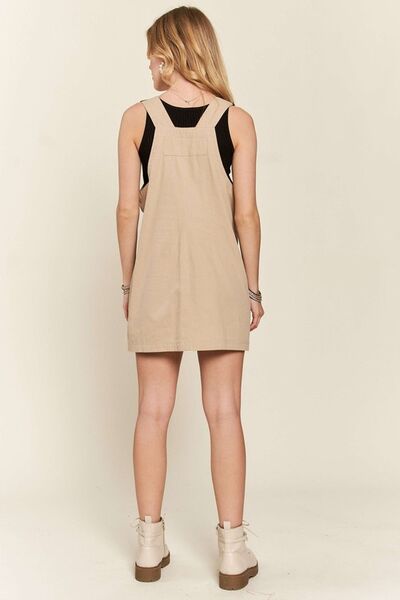 ADORA Verstellbares Overall-Kleid mit breiten Trägern und eckigem Ausschnitt