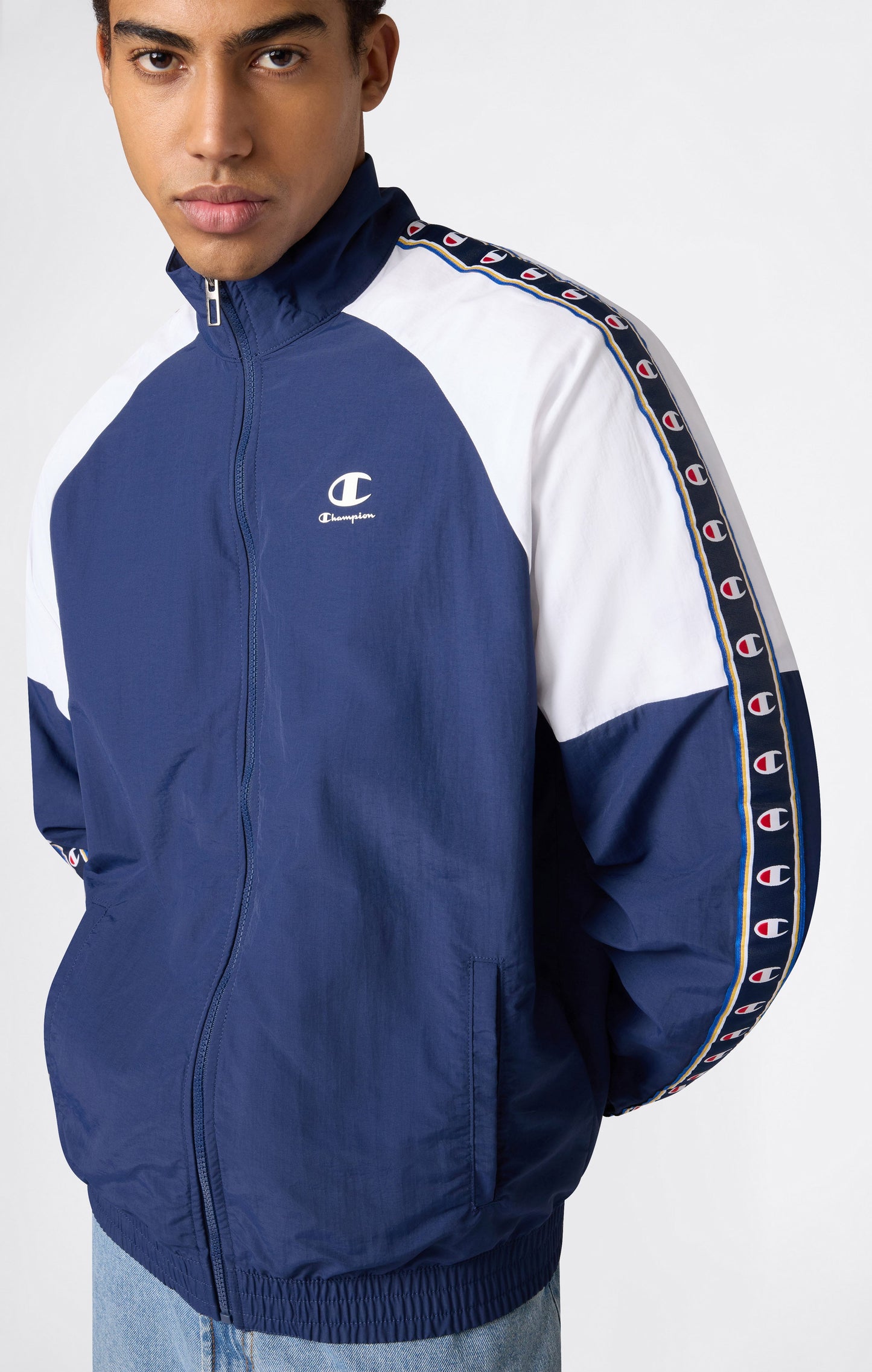 Herren-Trainingsjacke mit durchgehendem Reißverschluss und Logo-Band
