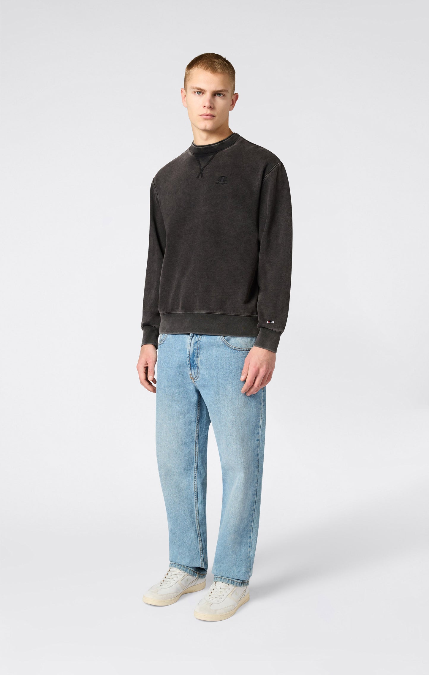 Herren-Sweatshirt mit Rundhalsausschnitt, gesticktem Logo und Icons mit Washed-Effekt