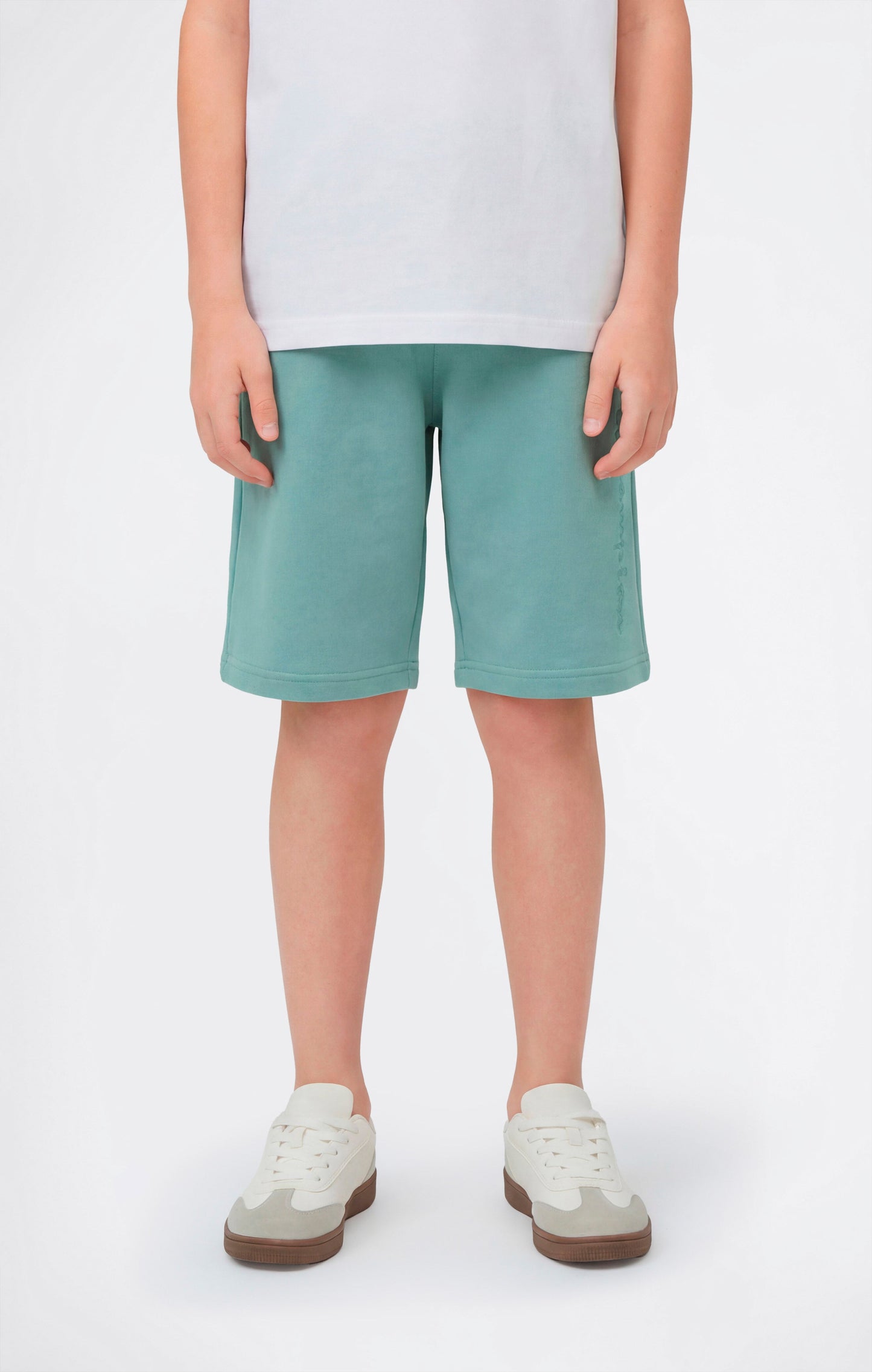 Jungen Bermuda-Shorts mit gestickten Maxi-Logo-Icons