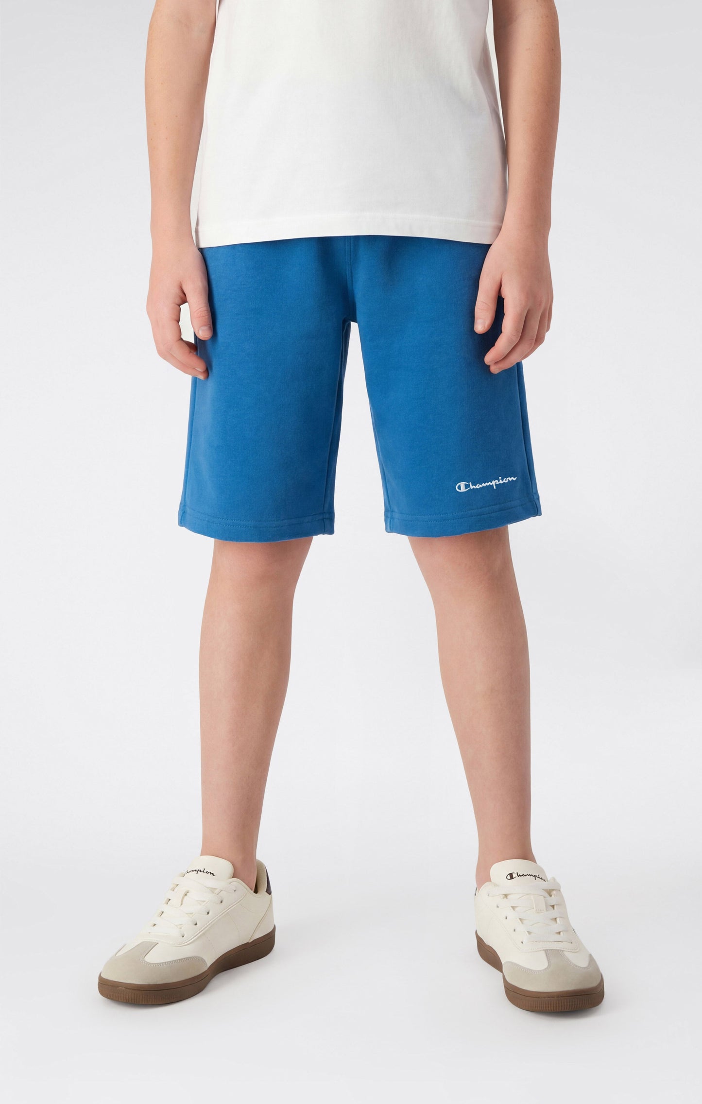 Bermudashorts für Jungen mit kleinen gestickten Logo-Icons