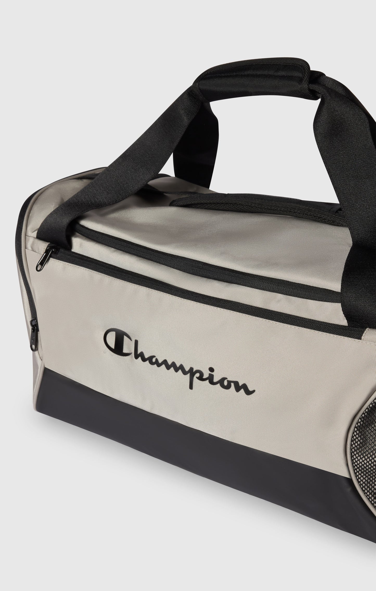 Kleine Reisetasche mit C-Logo
