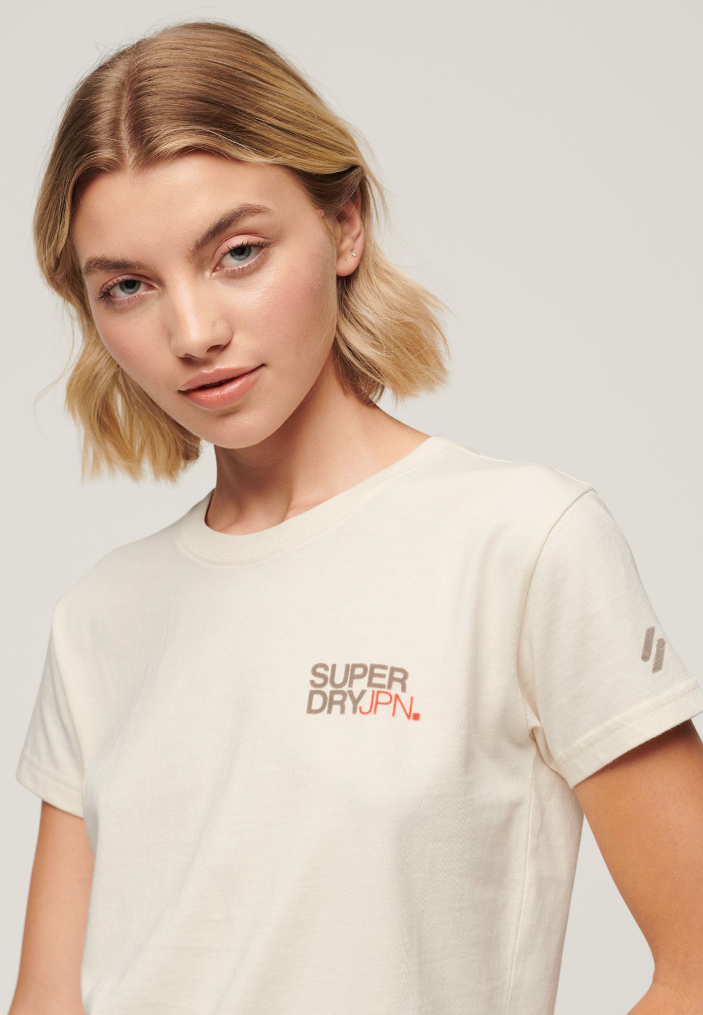 Sportswear Logo Fitted T-Shirt
